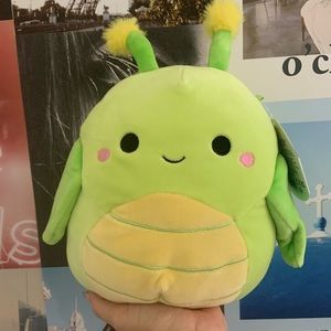 NWT 8” pilar the grasshopper squishmallow